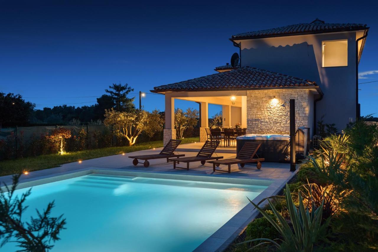Villa Rozhica Svetvinčenat Esterno foto