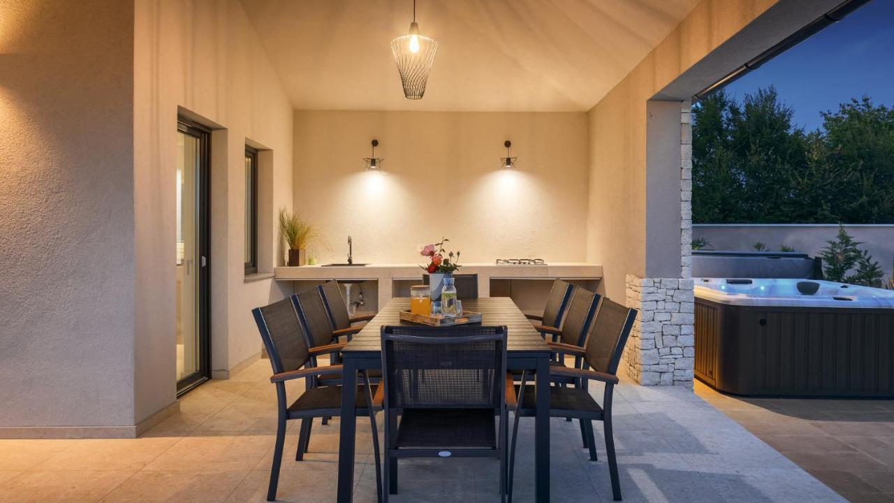 Villa Rozhica Svetvinčenat Esterno foto